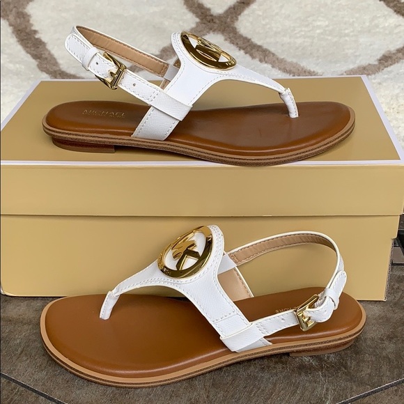 MICHAEL KORS AUBREY CHARM THONG SAFFIANO PVC - Picture 14 of 16